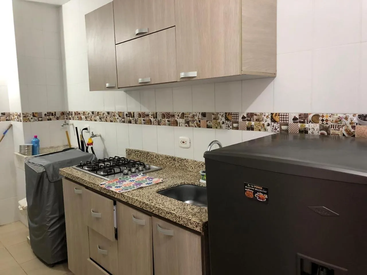 Breezy Room Cartagena منزل للإقامة